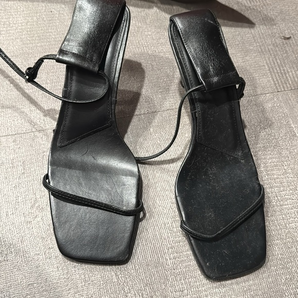 Zara Black Strappy Square Toe Heels Size 9 - Picture 8 of 9